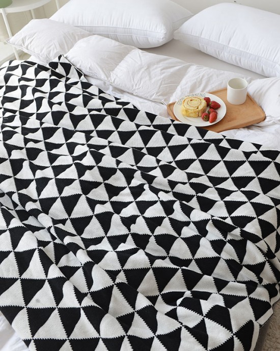 130 160cm Soft Cotton Warm Blanket Geometry Knitted Bedspread for Sofa Chair Car and Home Textile 130 160cm Soft Cotton Warm Blanket Geometry Knitted Bedspread for Sofa Chair Car and Home Textile