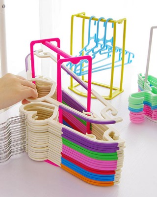 Creative Clothes Hanger Storage Rack Multifunctional Clothespin Oraganizer Holder